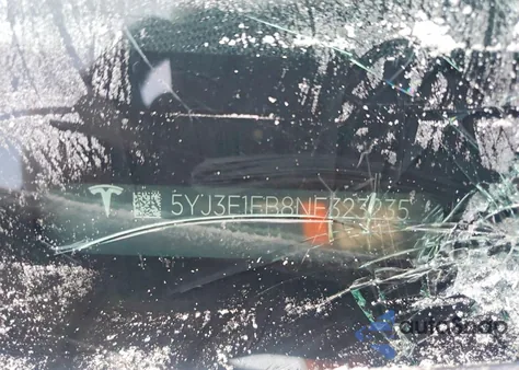 2022 Tesla Model 3 from USA, damaged, VIN 5YJ3E1EB8NF323235